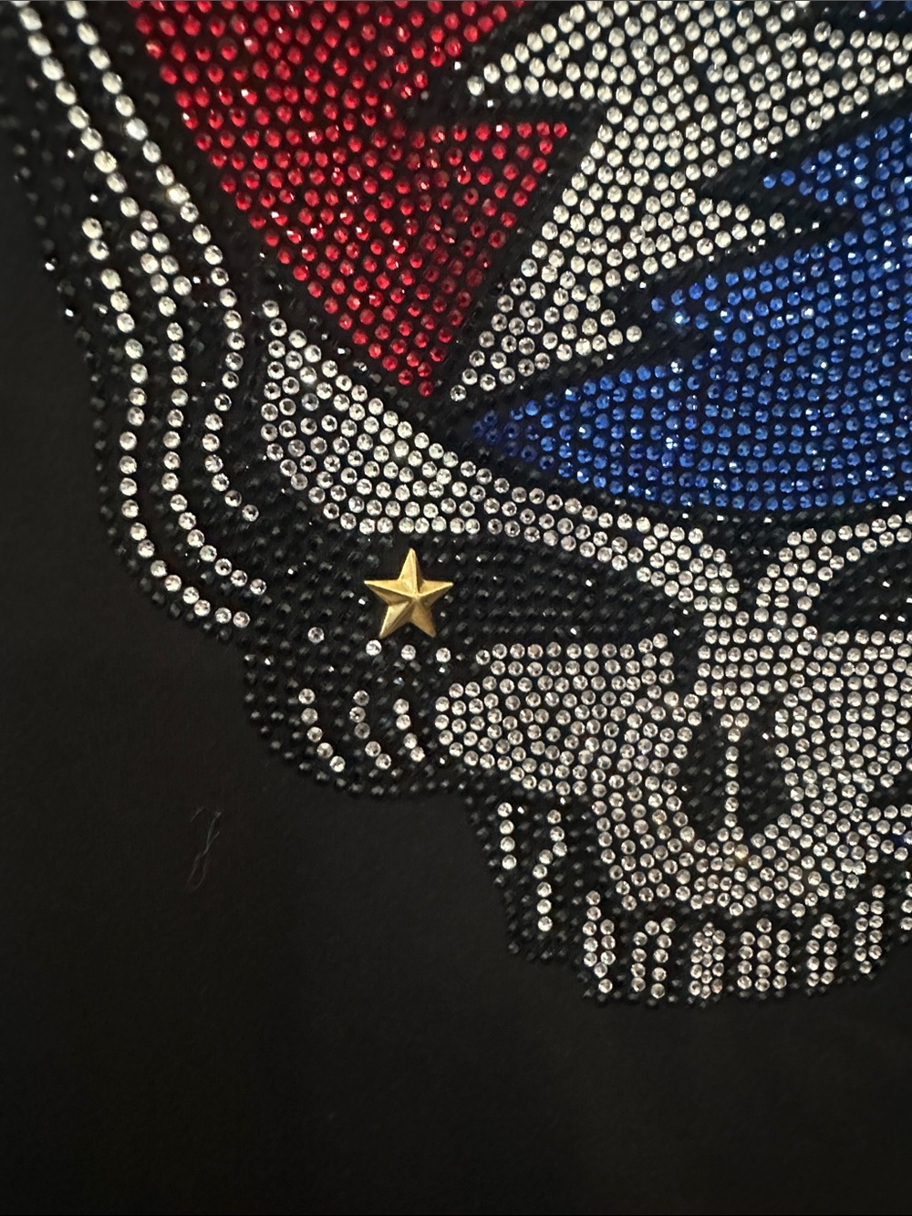 Grateful Dead by Meghan Fabulous Black Short-Sleeve Tee with Red & Blue Skull - Picture 3 of 15